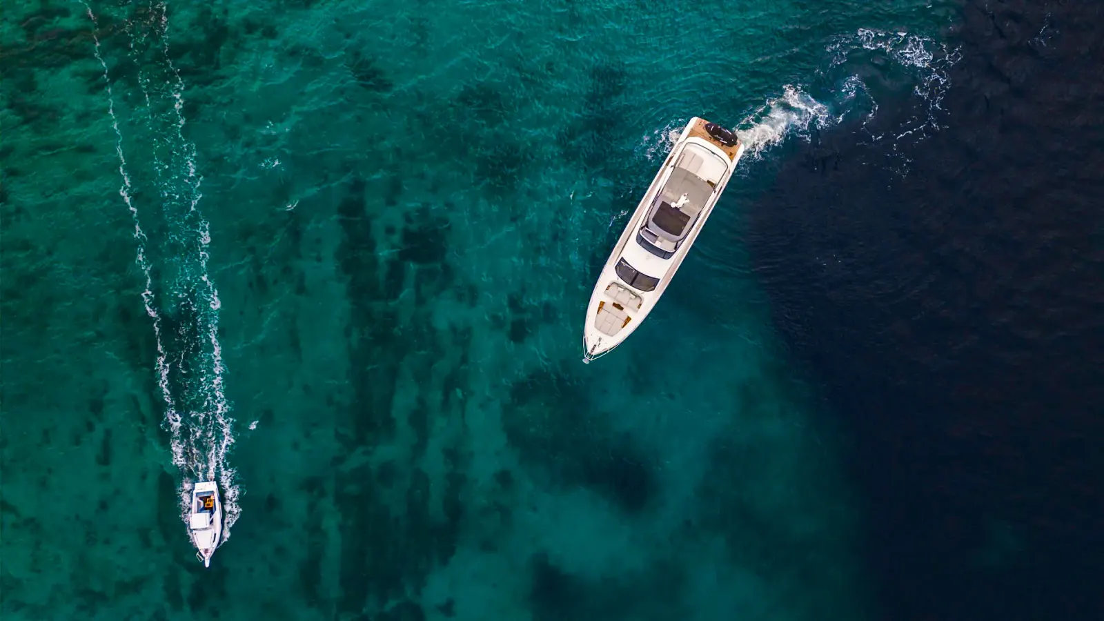 Donna sailing in Sibenik