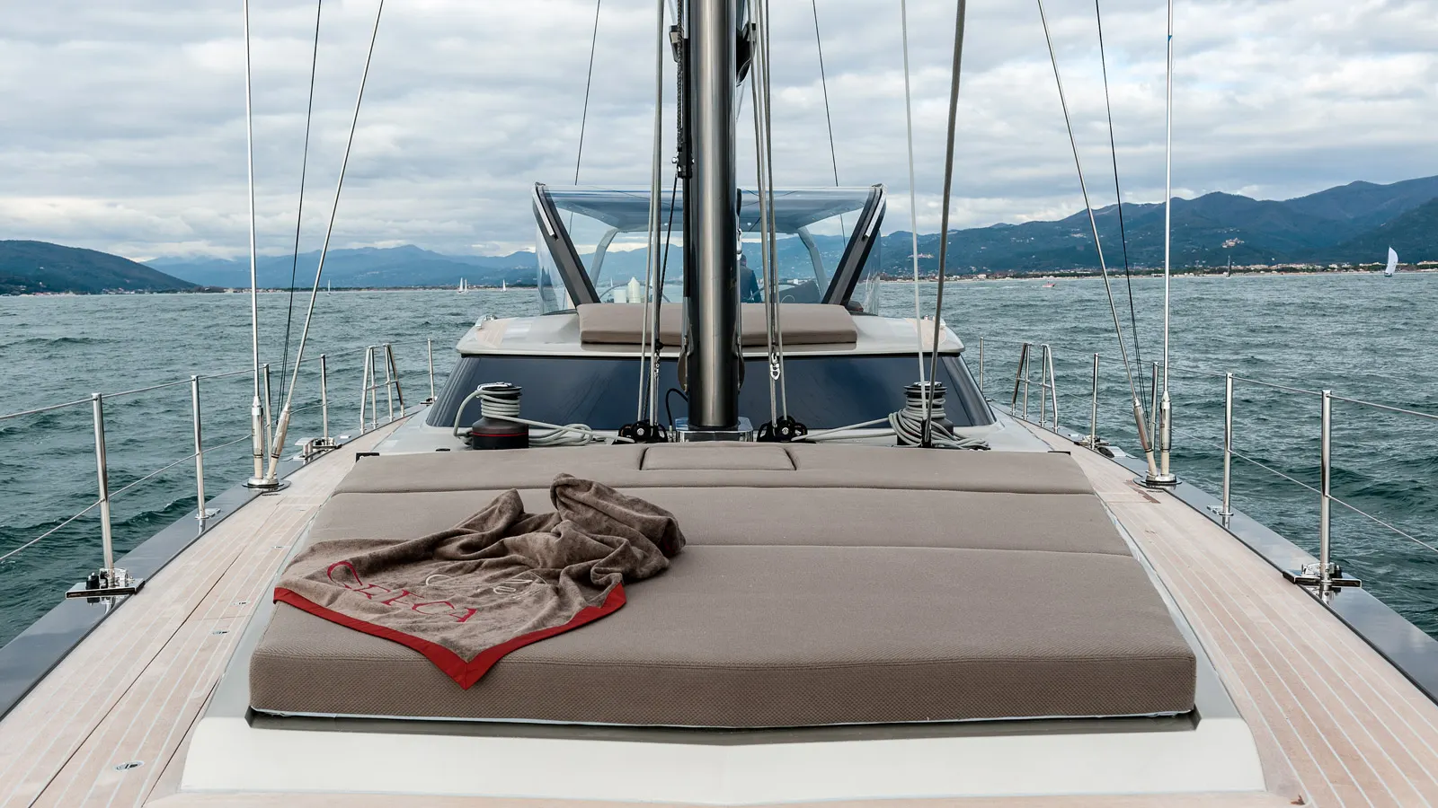 Gigreca sailing in Athen