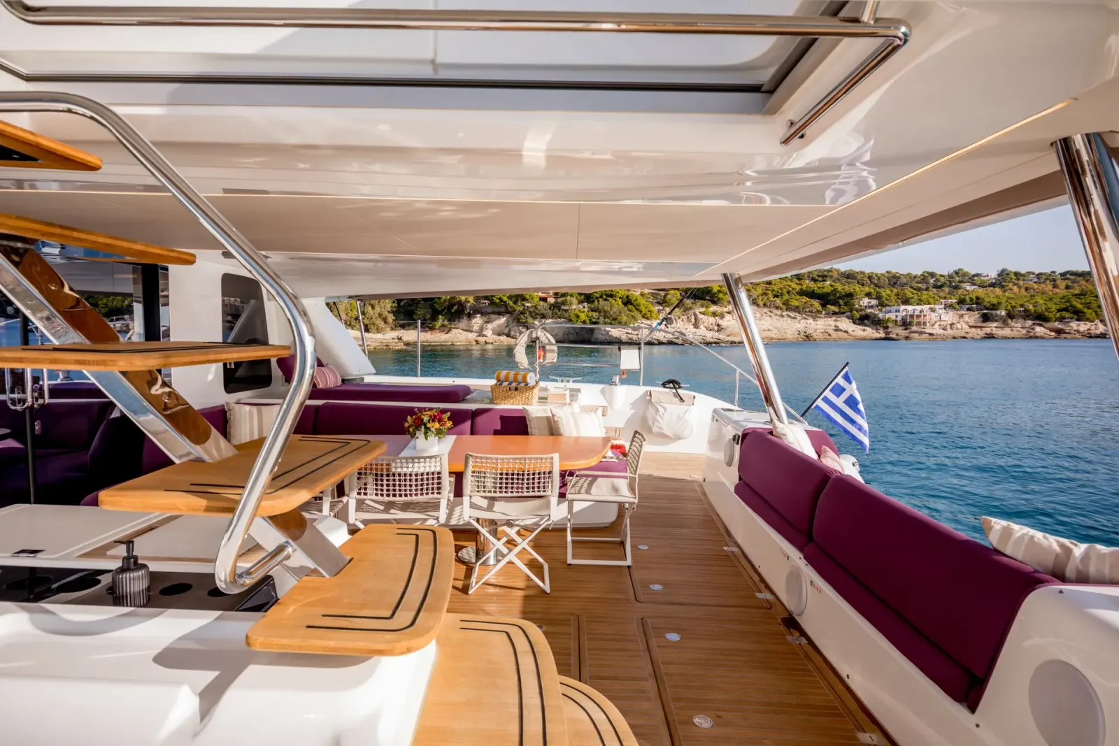 Daiquiri sailing in Athen