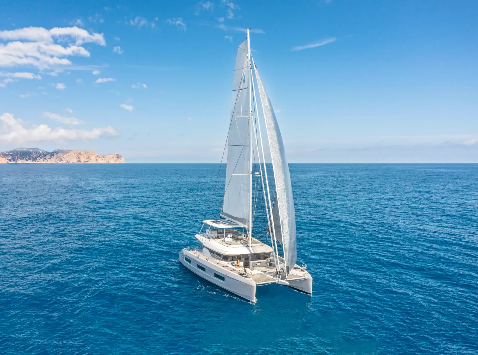 Lady M sailing in Athen