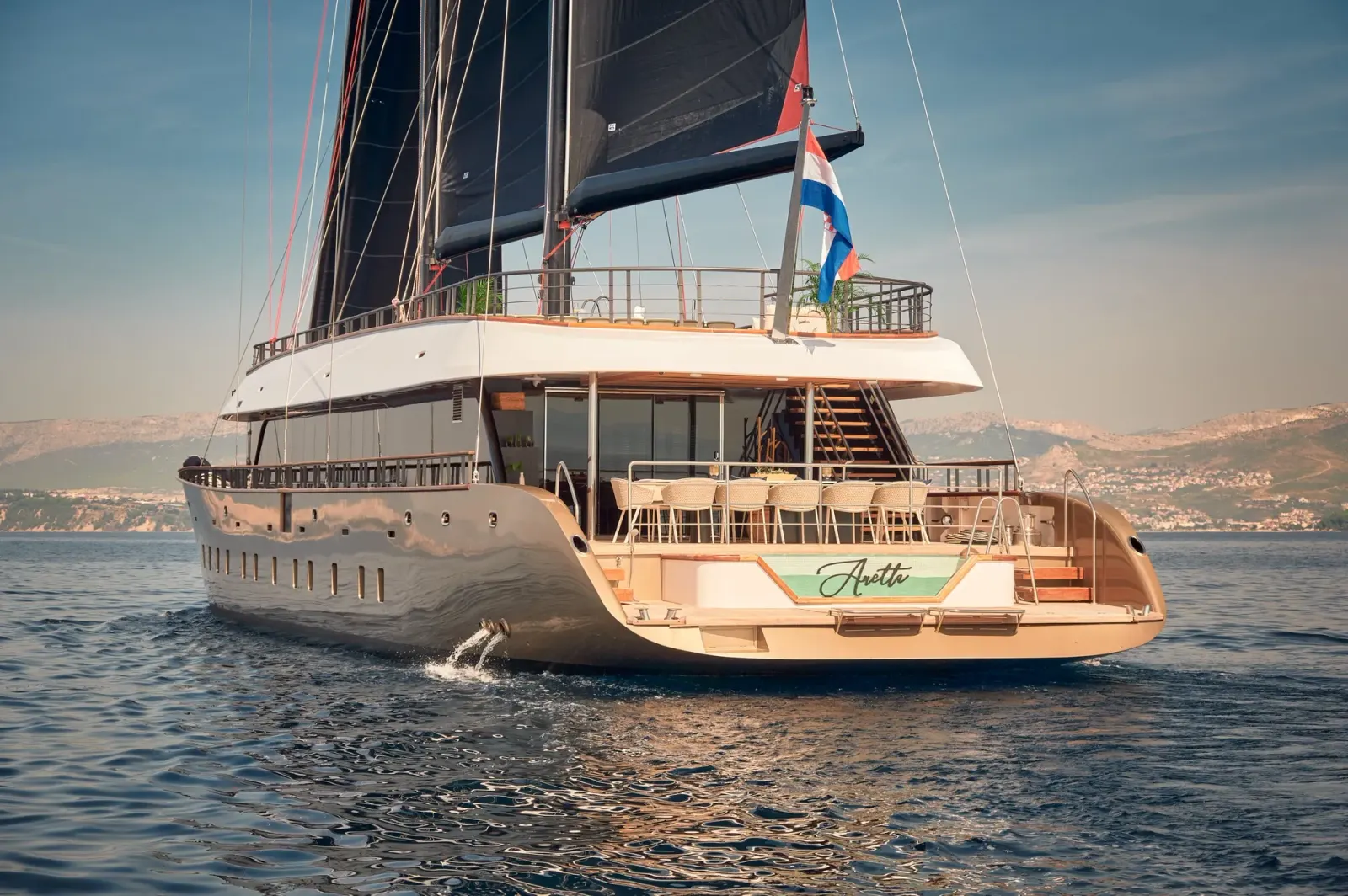 Anetta sailing in Split