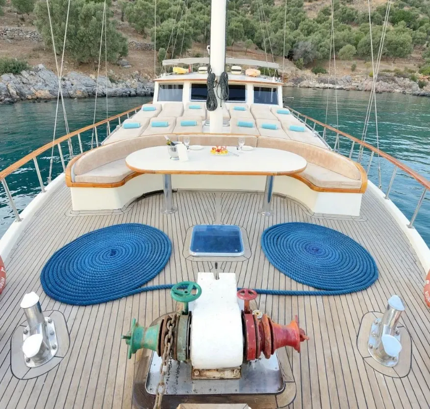 Sanda Life Gulet interior cabin view
