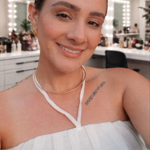 ALICE AMORIM LASH DESIGNER