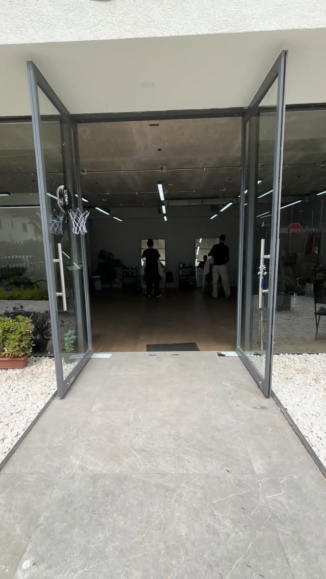 #ELEVATUAURA en AURA SALÓN & MALE GROOMING, Viña del Mar