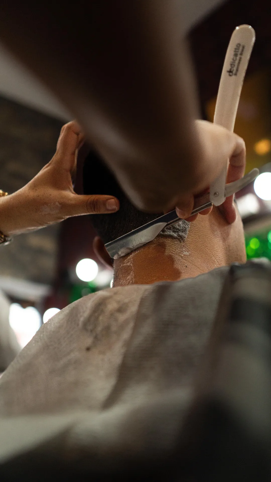 No te puedo atender … 
#barberia #barbershop #barberlife #barbershopconnect #barbers #haircut #barberlove #hairstyle #barbero #hair #barbering #barberworld #barberos #fyp en Barbería Londres