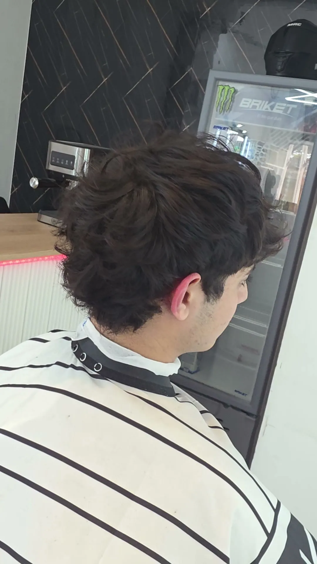 Trabajo de barbería en Bresh Barber (Foto 13)