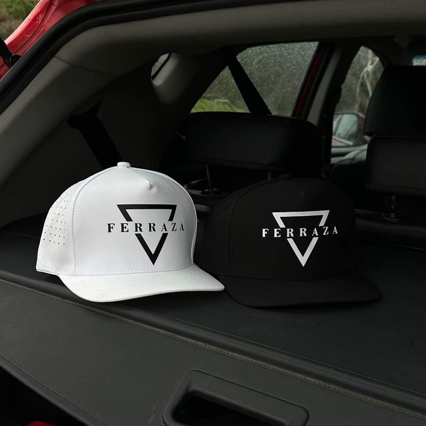 F E R R A Z A |  M E R C H 

Gorra SnapBack $9.990 

Encuéntrala en nuestro Salón @ferraza_barberia en Barbería Ferraza, Viña del Mar