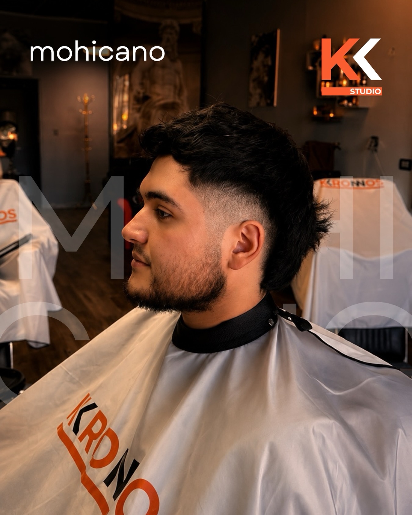 💈🔥 Mohicano: actitud que no pasa desapercibida. 🔥💈

Un estilo con personalidad, volumen y carácter para quienes buscan destacar en cada detalle

📅 Agenda tu hora y renueva tu imagen

#KronnosStudio #Mohicano #Barberia #CorteMasculino #AgendaTuHora en Kronnos Studio Limache, Limache