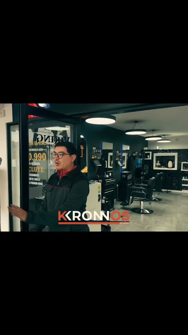 Te invitamos a vivir la experiencia Kronnos Studio 💈
Un espacio donde cada detalle está pensado para que salgas con tu mejor versión🔥

¿QUÉ ESPERAS?
Agenda tu hora y súmate a la experiencia.

#KronnosStudio #BarberLife #BarberShop #FadeStyle #CorteMasculino en Kronnos Studio Peñablanca, Villa Alemana