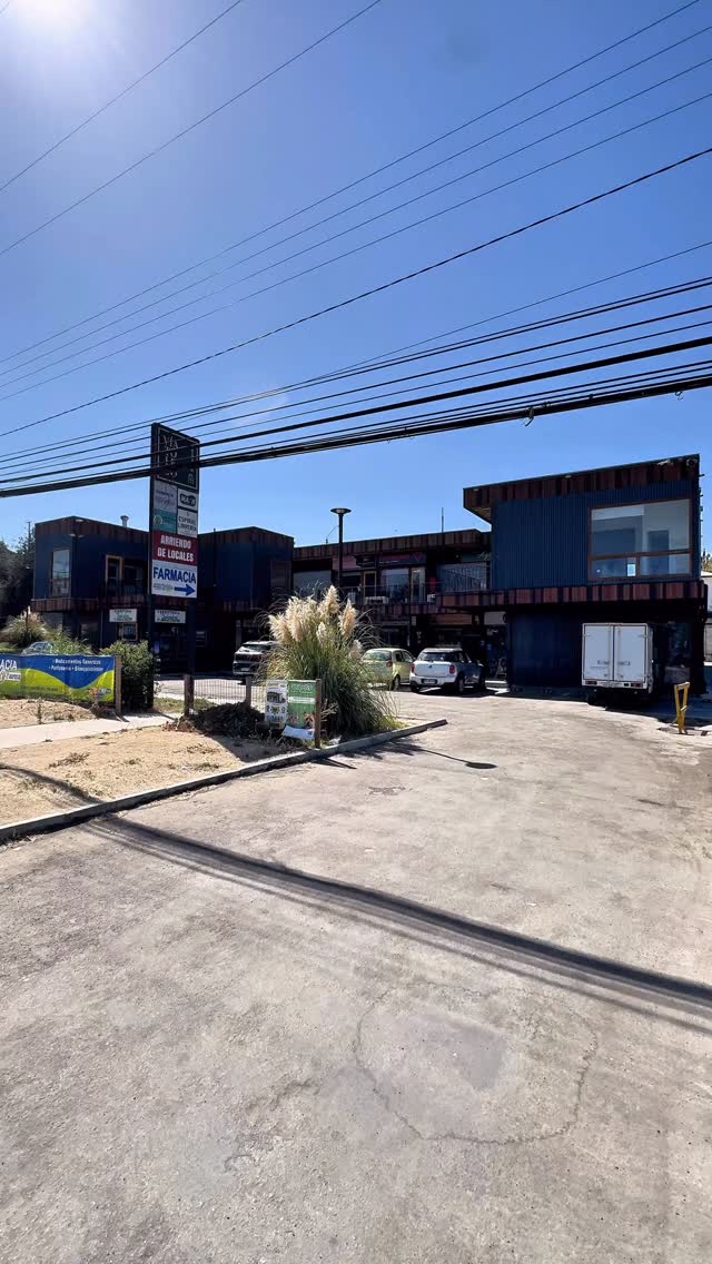 ATENCIÓN VILLA ALEMANA‼️

Alerta de noticia .. De una GRAN noticia..

A solo pasos del metro Las Américas comenzaremos a remodelar la que será nuestra SEGUNDA SUCURSAL!

Pronto les mostraremos más!!

Gracias a Dios, a nuestros familiares, clientes, barberos y amigos… USTEDES hicieron esto posible 🤍

Gracias Diego, Vicho, César, Vicente, Carlos, Lucas, David, Timmy, Valeria.. Sin ustedes.. nada hubiese sido igual 🫶🏽 en Oren Barber, Viña del Mar