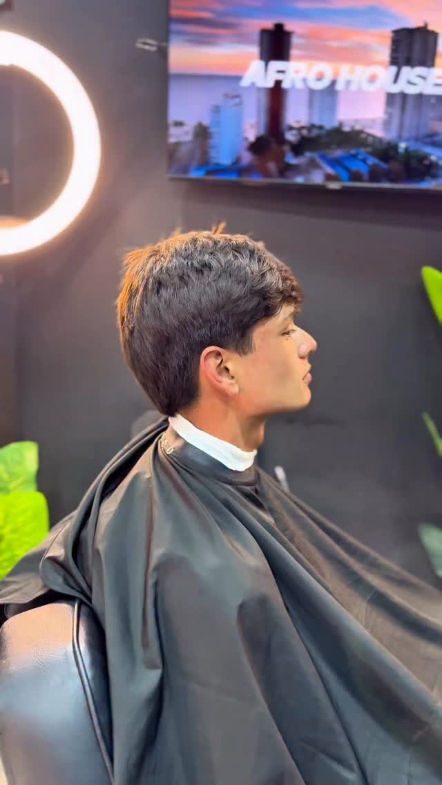 Solo es por fluir 💥 en Oren Barber, Viña del Mar