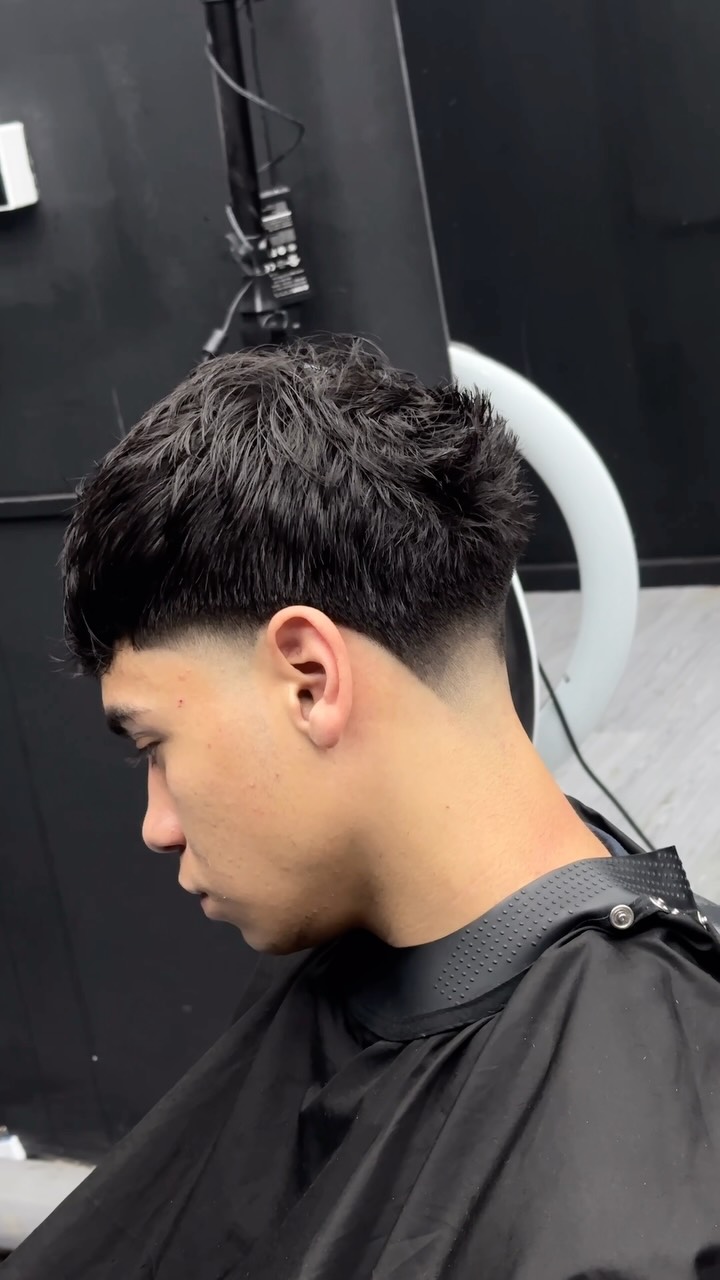 Que el trabajo hable, no la boca 🙌🏽

✂️ x el genio @guticutz_ 

📍 Las América 2487, Local 24 2do piso, Villa Alemana en Oren Barber, Viña del Mar