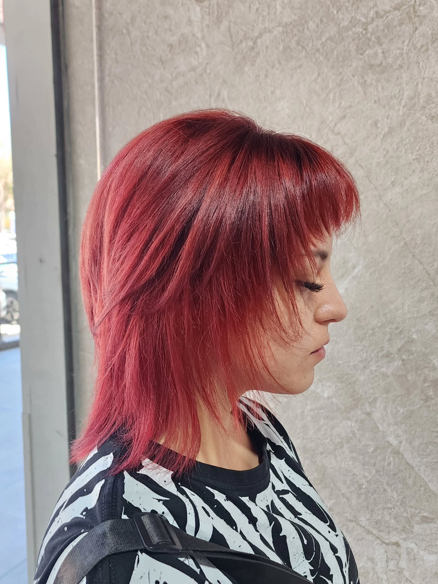 Amamos los cambios como este 🫶🍒➡️ desliza para ver el antes.
Estilista: Dominique en Salón Amanda, Pudahuel
