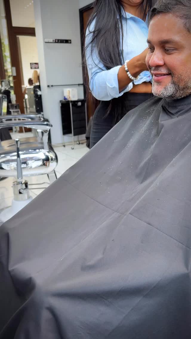 @esquivelgigi 
@agesquivell en Viggo Men's Hair Club, Las Condes