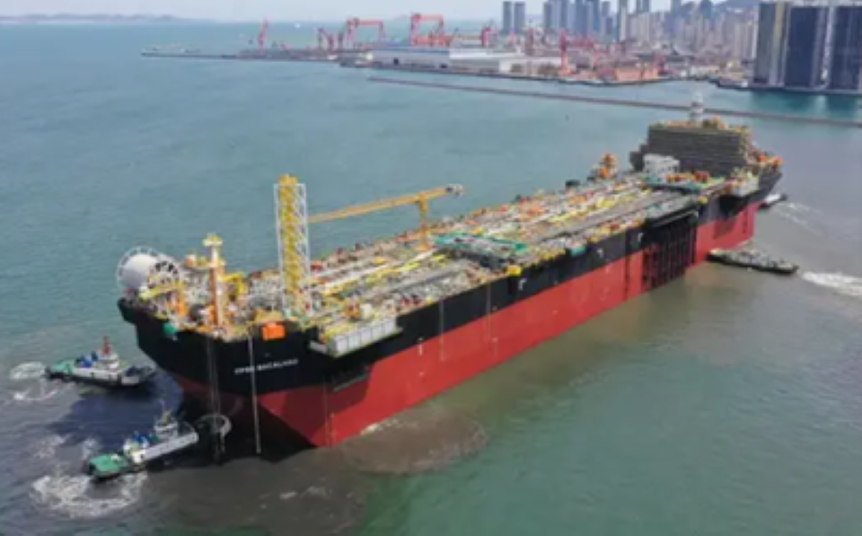 FPSO Bacalhau – Hull Ocean Tow