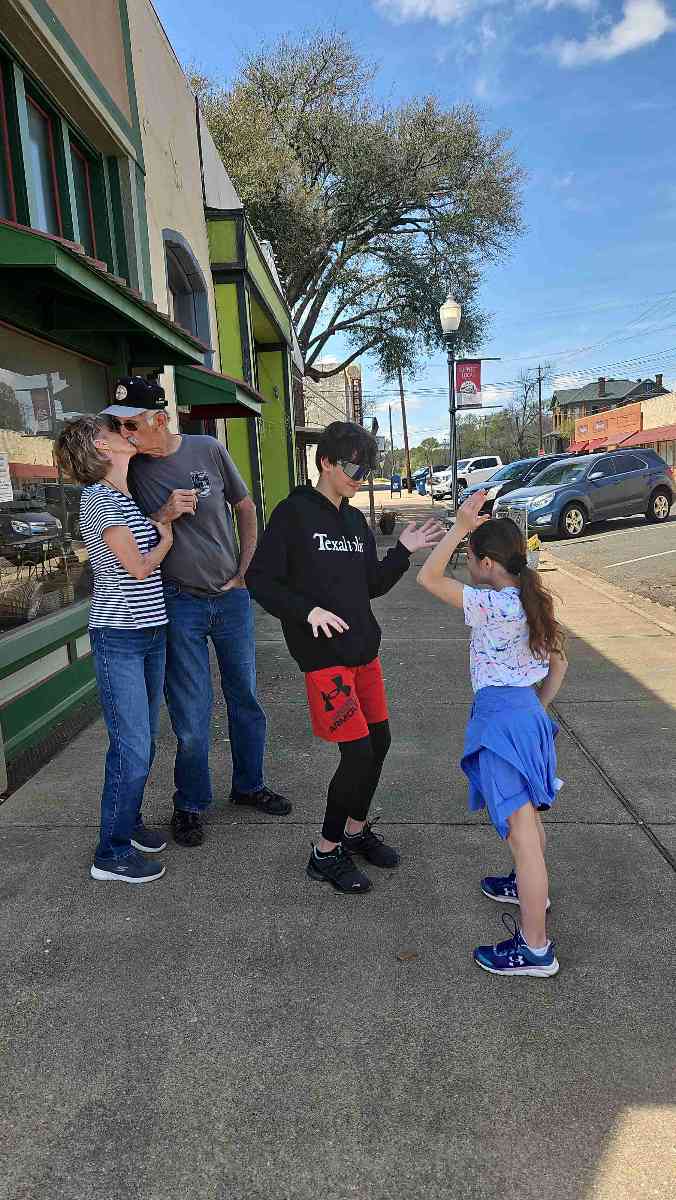 Rusk Scavenger Hunt scavenger hunt photos