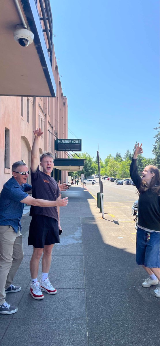 Φωτογραφίες κυνηγιού θησαυρού του Eugene