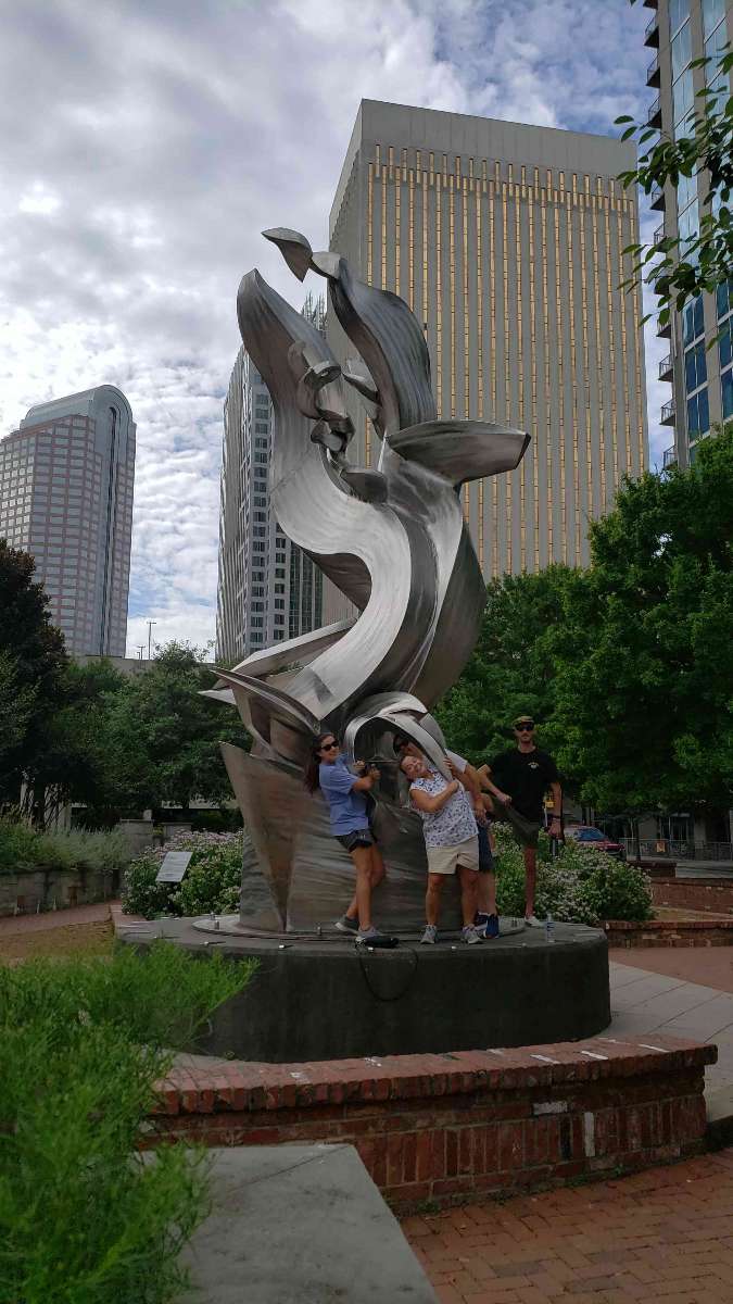 team building scavenger hunt