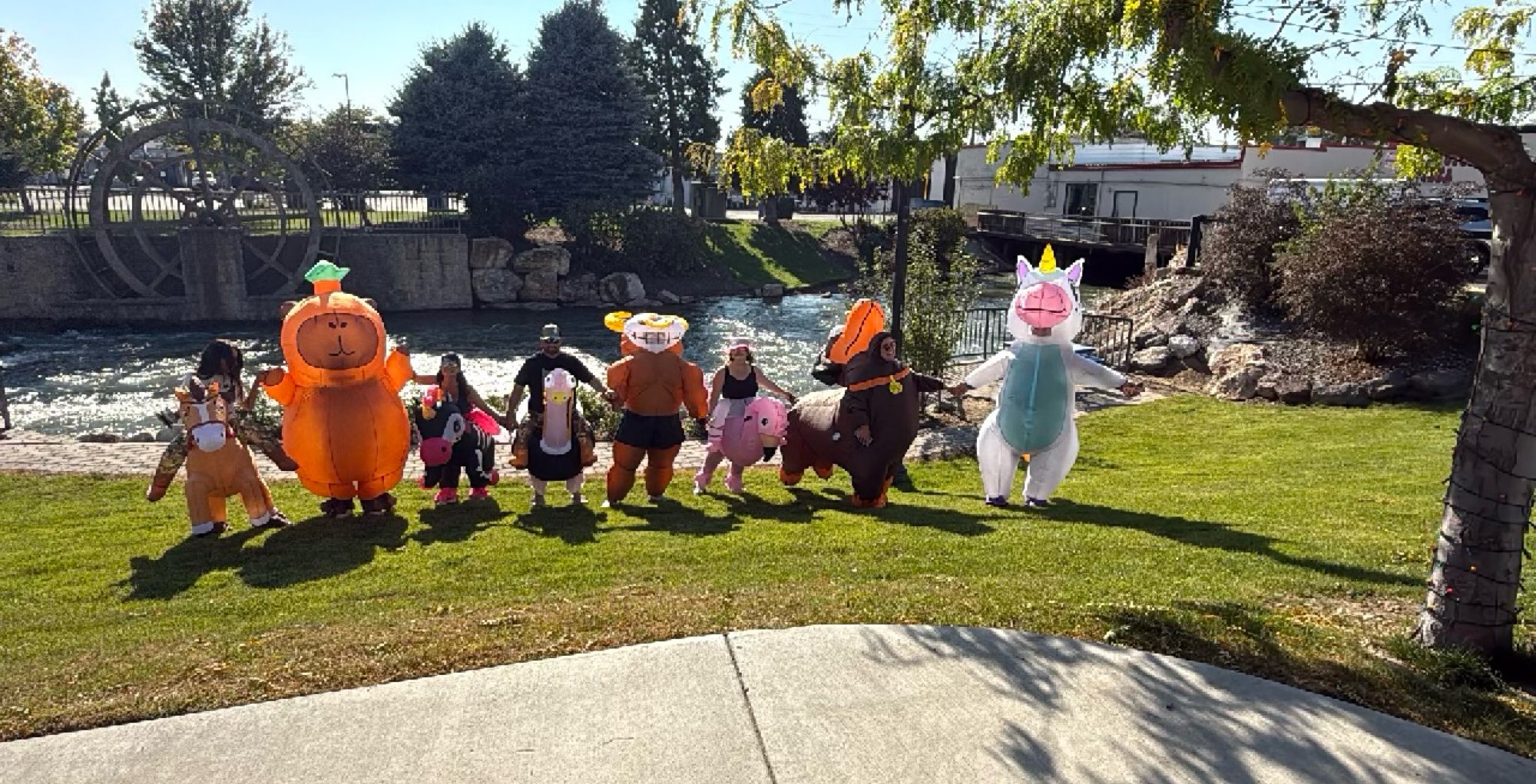 team building scavenger hunt