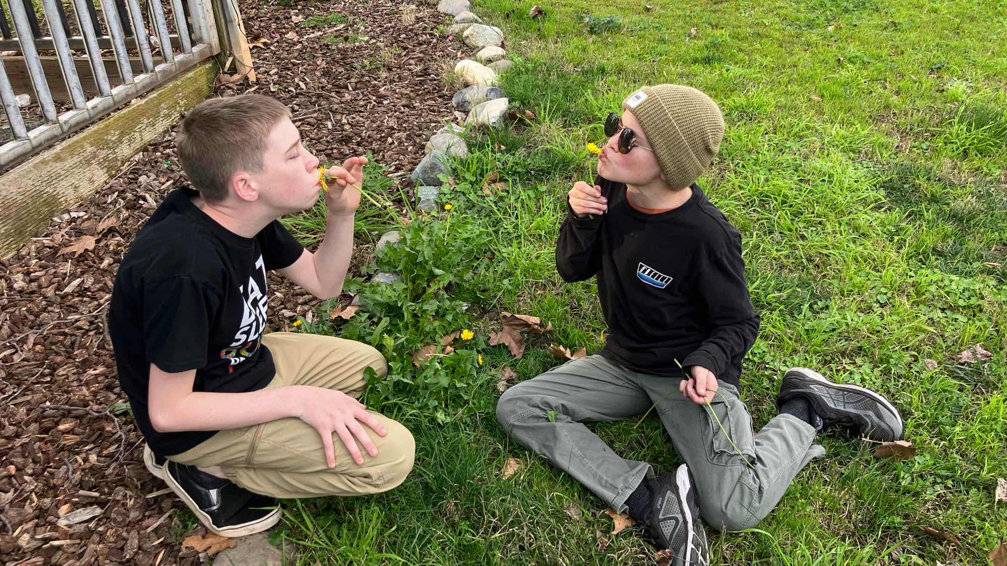 Zdjęcia z poszukiwania skarbów w Ione