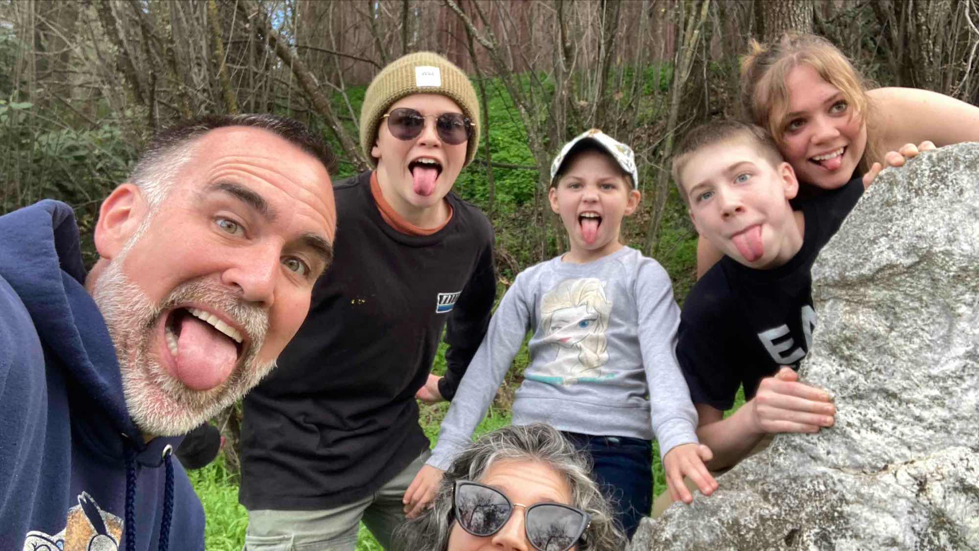 Zdjęcia z poszukiwania skarbów w Ione