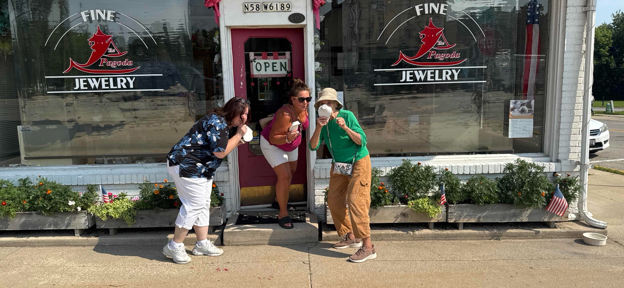 Cedarburg Scavenger Hunt scavenger hunt photos