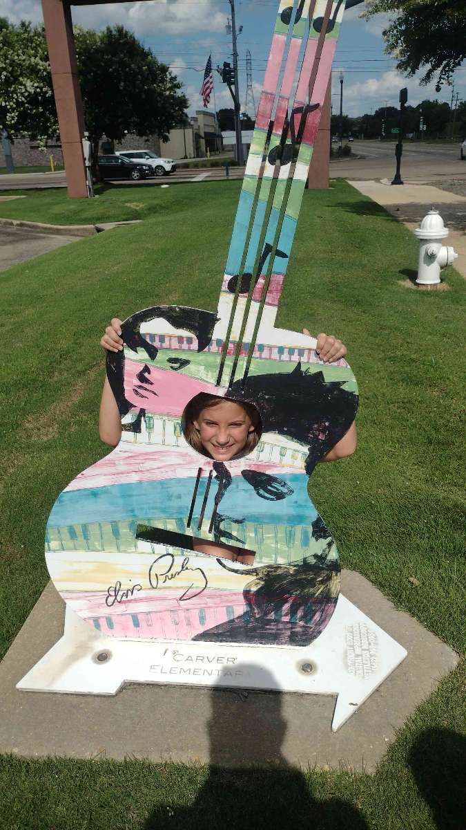 Tupelo Scavenger Hunt scavenger hunt photos