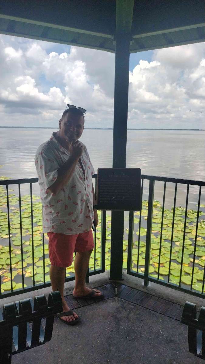 &Phi;&omega;&tau;&omicron;&gamma;&rho;&alpha;&phi;ί&epsi;&sigmav; &kappa;&upsi;&nu;&eta;&gamma;&iota;&omicron;ύ &theta;&eta;&sigma;&alpha;&upsi;&rho;&omicron;ύ &tau;&omicron;&upsi; Eustis Scavenger Hunt