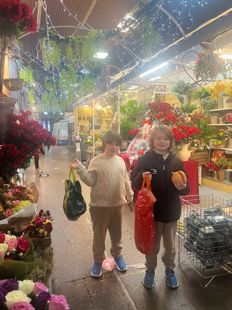 &Fcy;&ocy;&tcy;&ocy;&gcy;&rcy;&acy;&fcy;&icy;&icy; &scy; &kcy;&vcy;&iecy;&scy;&tcy;&acy; &vcy; &KHcy;&iecy;&rcy;&iecy;&fcy;&ocy;&rcy;&dcy;&iecy;&comma; &Acy;&ncy;&gcy;&lcy;&icy;&yacy;