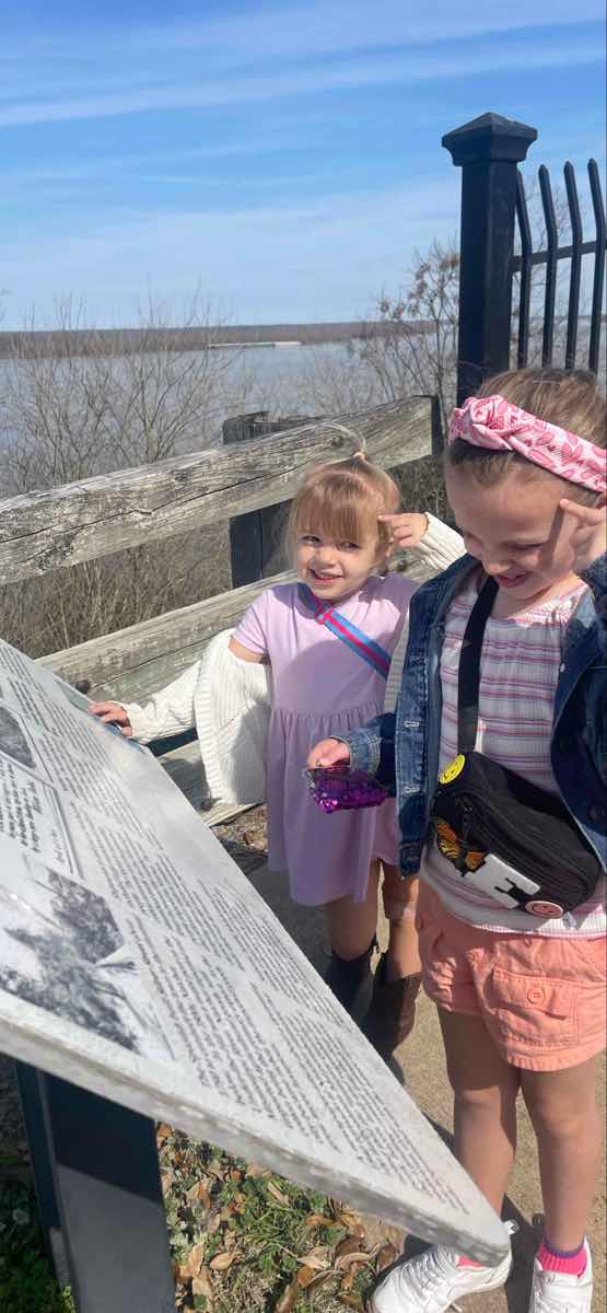 Natchez Scavenger Hunt scavenger hunt photos