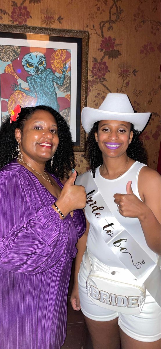 Austin Texas Bar Crawl scavenger hunt photos