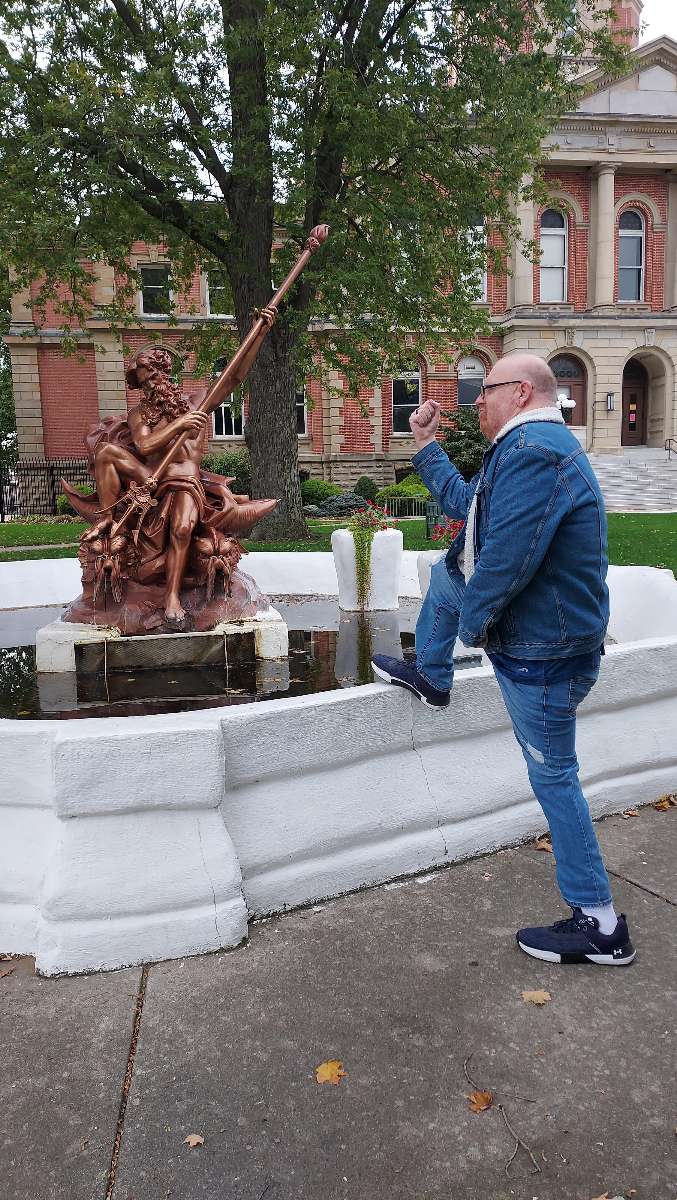 Goshen College Scavenger Hunt -aarteenmetsästyskuvat