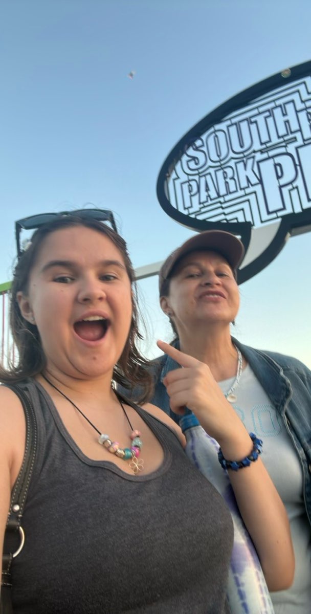 Zdj&eogon;cia z poszukiwania skarb&oacute;w po Miami na Florydzie