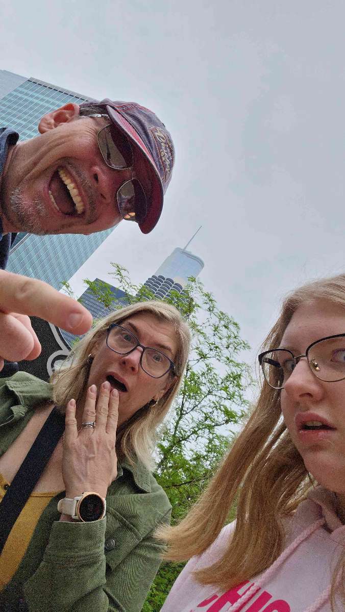 Zdj&eogon;cia z Chicago Ghost Tour &ndash; gry terenowej