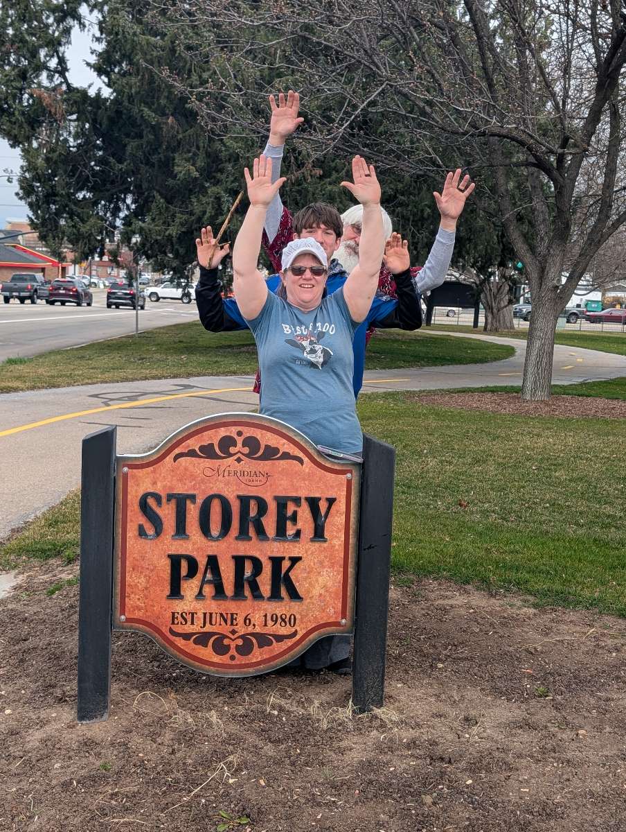 team building scavenger hunt