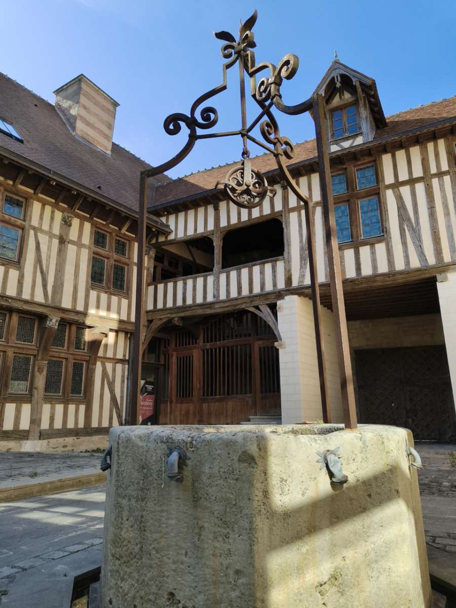 Troyes Scavenger Hunt scavenger hunt photos