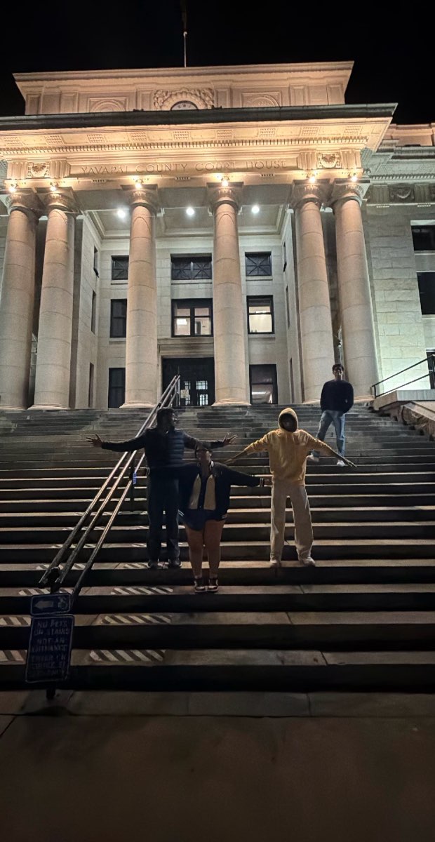 team building scavenger hunt