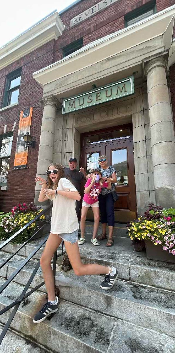 Revelstoke Scavenger Hunt scavenger hunt photos