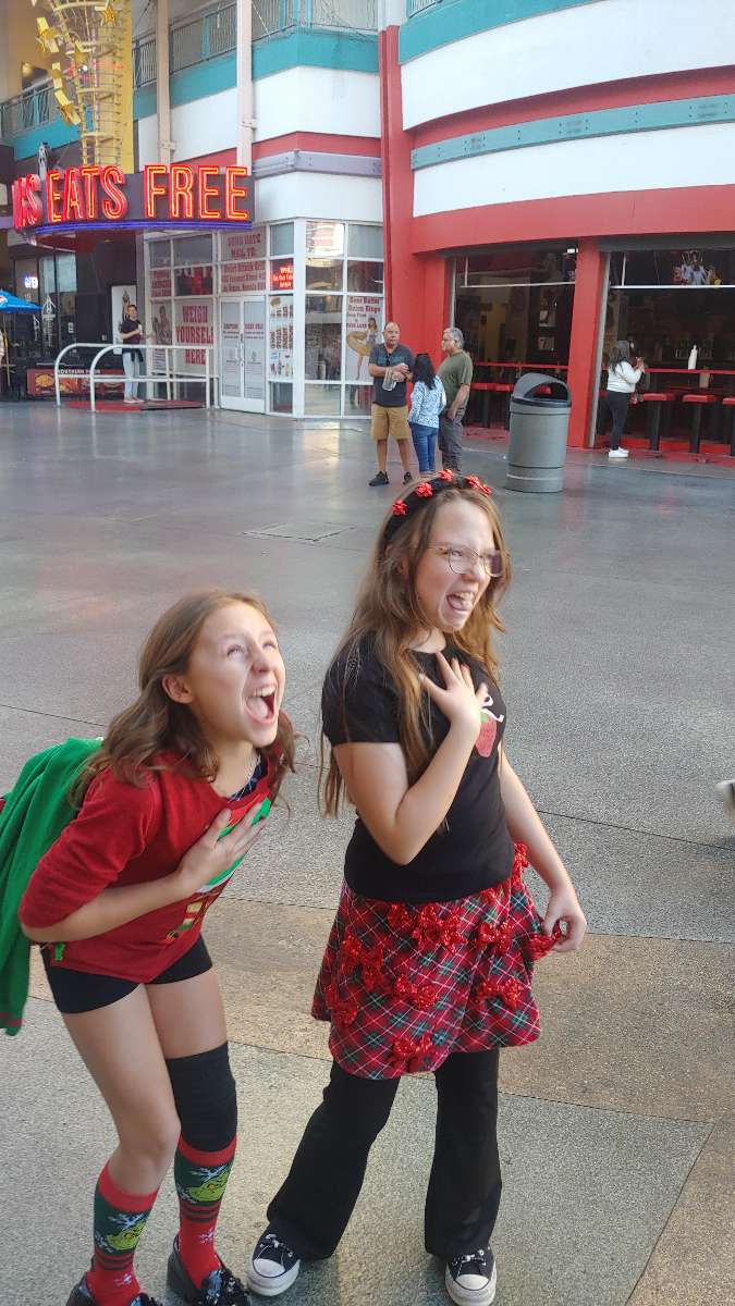 รูปภาพกิจกรรมล่าสมบัติ New Mexico Highlands University Scavenger Hunt