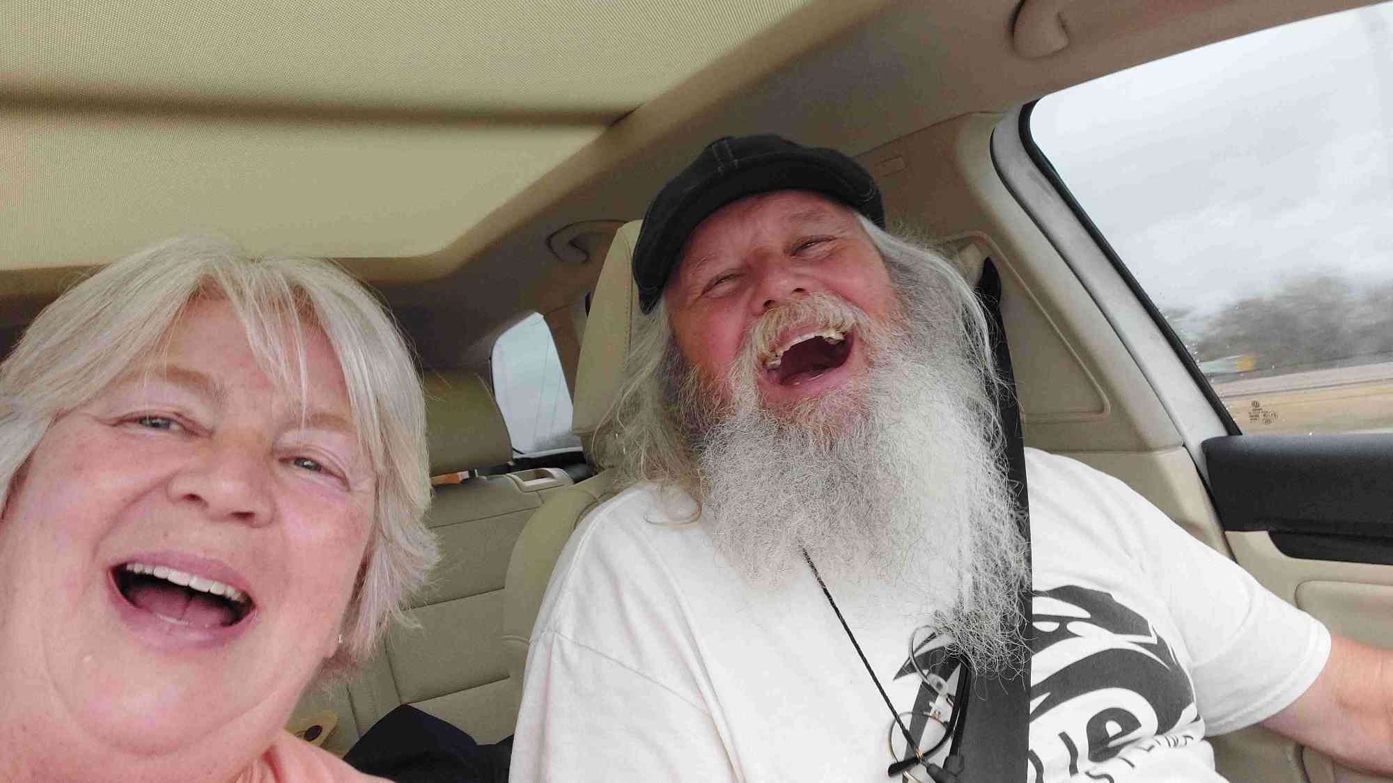 תמונות של חיפוש המטמון ברובסטאון