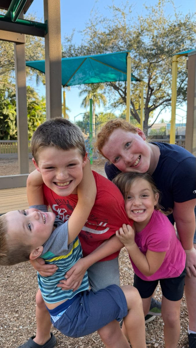 Naples Bar Crawl scavenger hunt photos