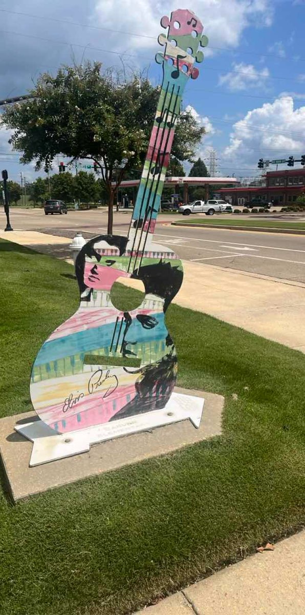 Tupelo Scavenger Hunt scavenger hunt photos