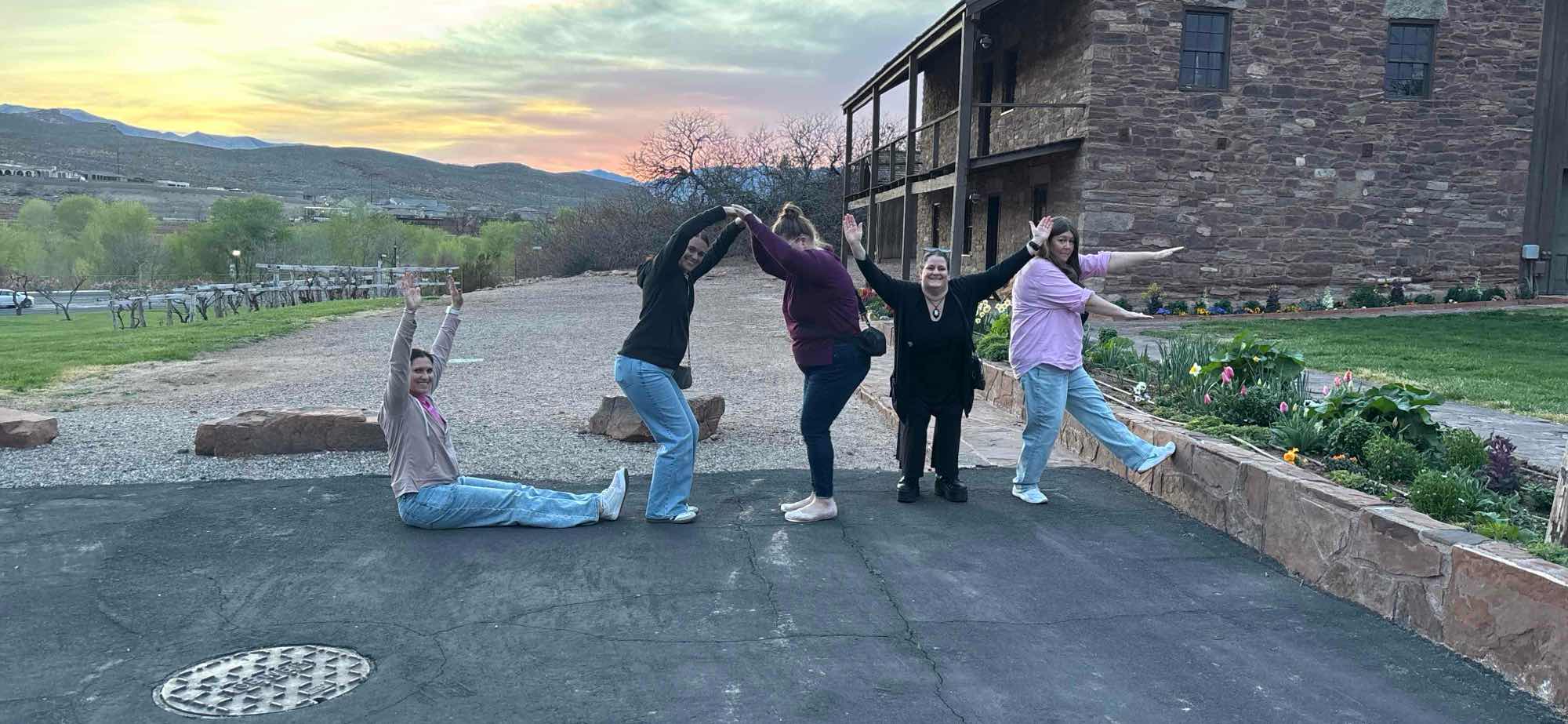 รูปภาพ Santa Clara Utah Scavenger Hunt scavenger hunt