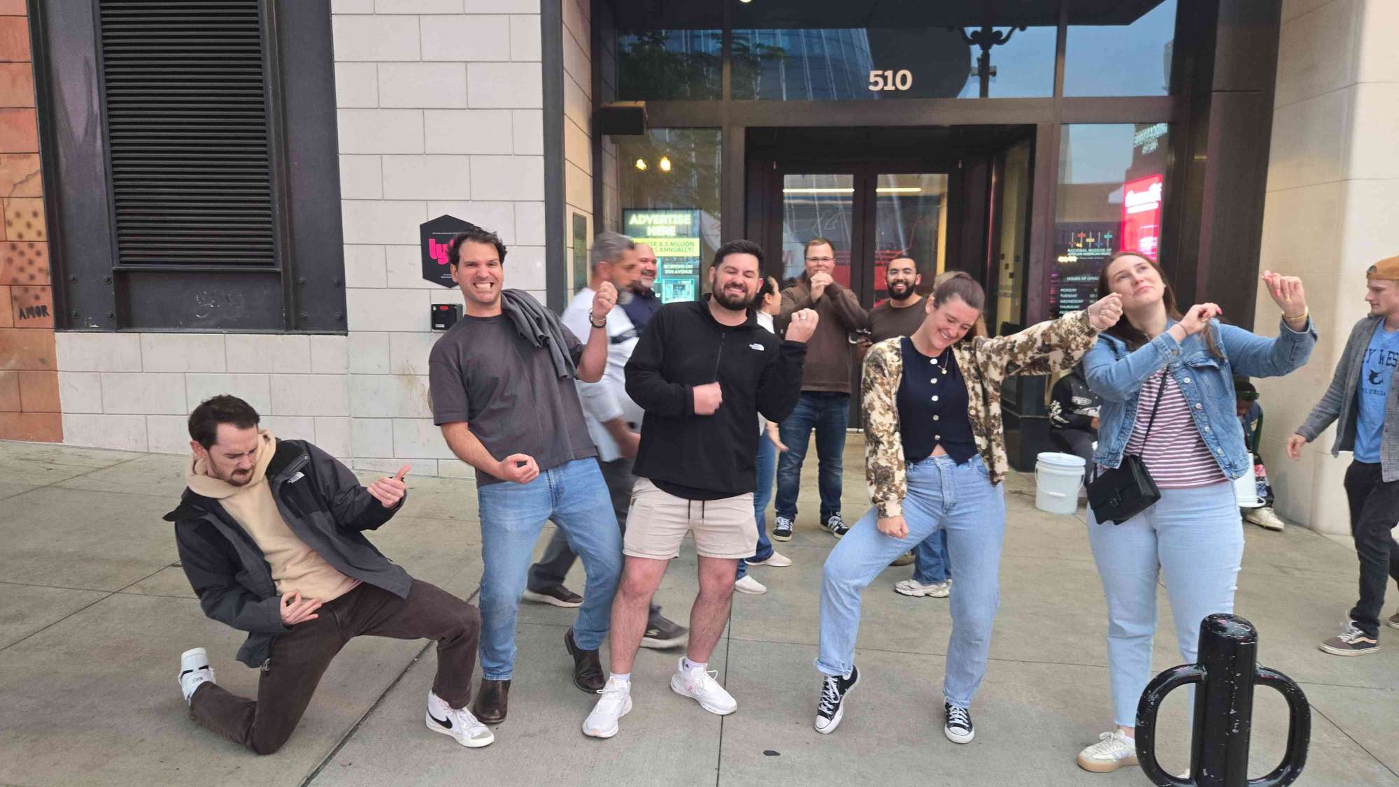 team building scavenger hunt