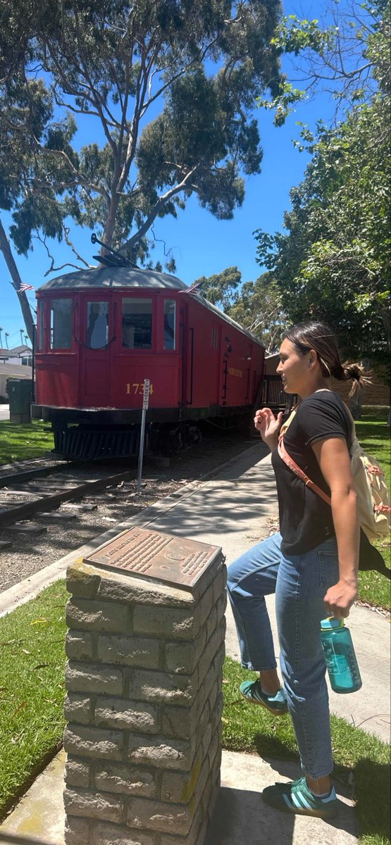 &Phi;&omega;&tau;&omicron;&gamma;&rho;&alpha;&phi;ί&epsi;&sigmav; &tau;&omicron;&upsi; &kappa;&upsi;&nu;ή&gamma;&iota; &theta;&eta;&sigma;&alpha;&upsi;&rho;&omicron;ύ Seal Beach Scavenger Hunt