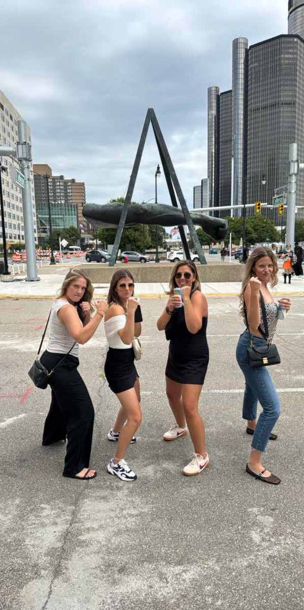 Detroit Ghost Tour scavenger hunt photos