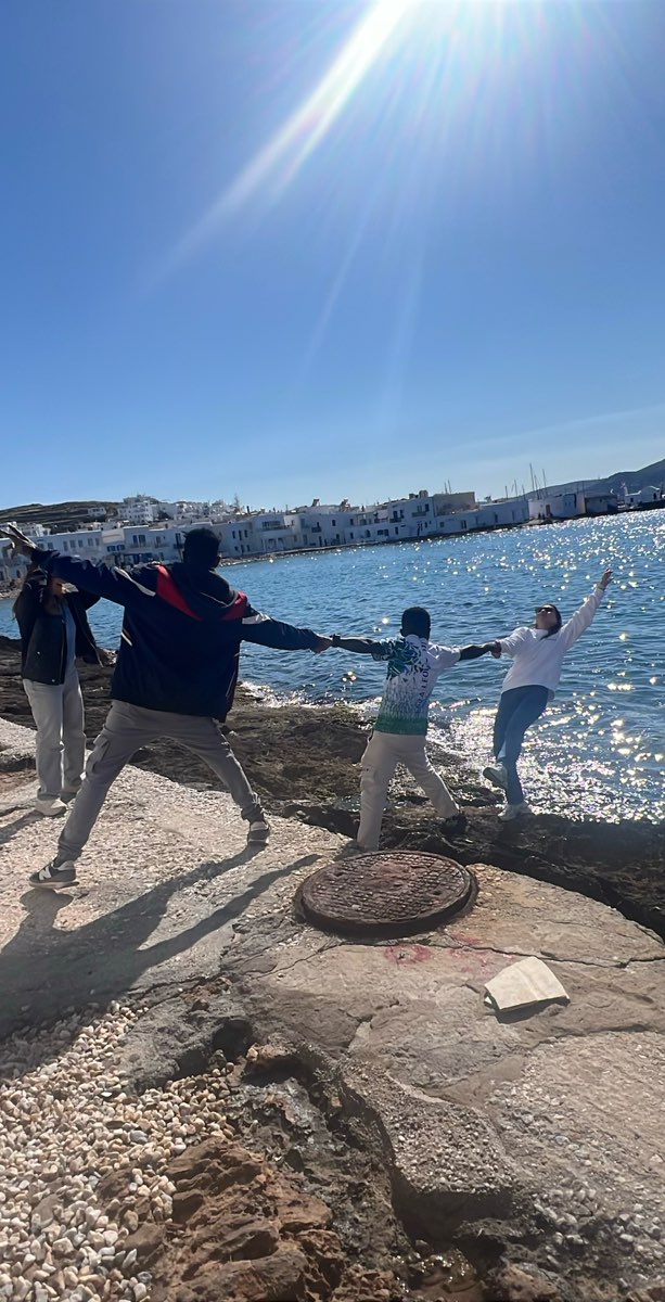 team building scavenger hunt