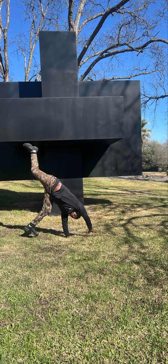 &Phi;&omega;&tau;&omicron;&gamma;&rho;&alpha;&phi;ί&epsi;&sigmav; &kappa;&upsi;&nu;&eta;&gamma;&iota;&omicron;ύ &theta;&eta;&sigma;&alpha;&upsi;&rho;&omicron;ύ Nathan Scavenger Hunt