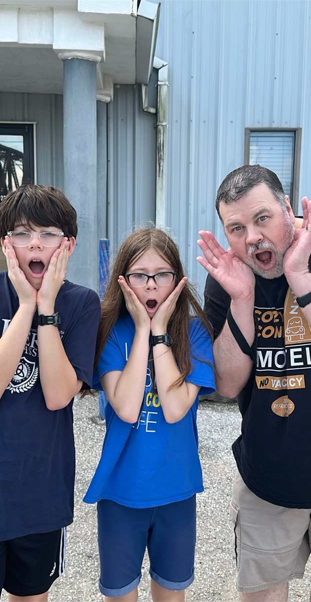 team building scavenger hunt