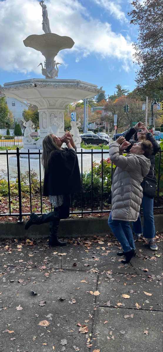 Vassar College Scavenger Hunt scavenger hunt photos